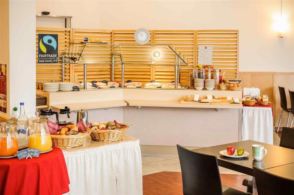 Ibis Hotel 3*