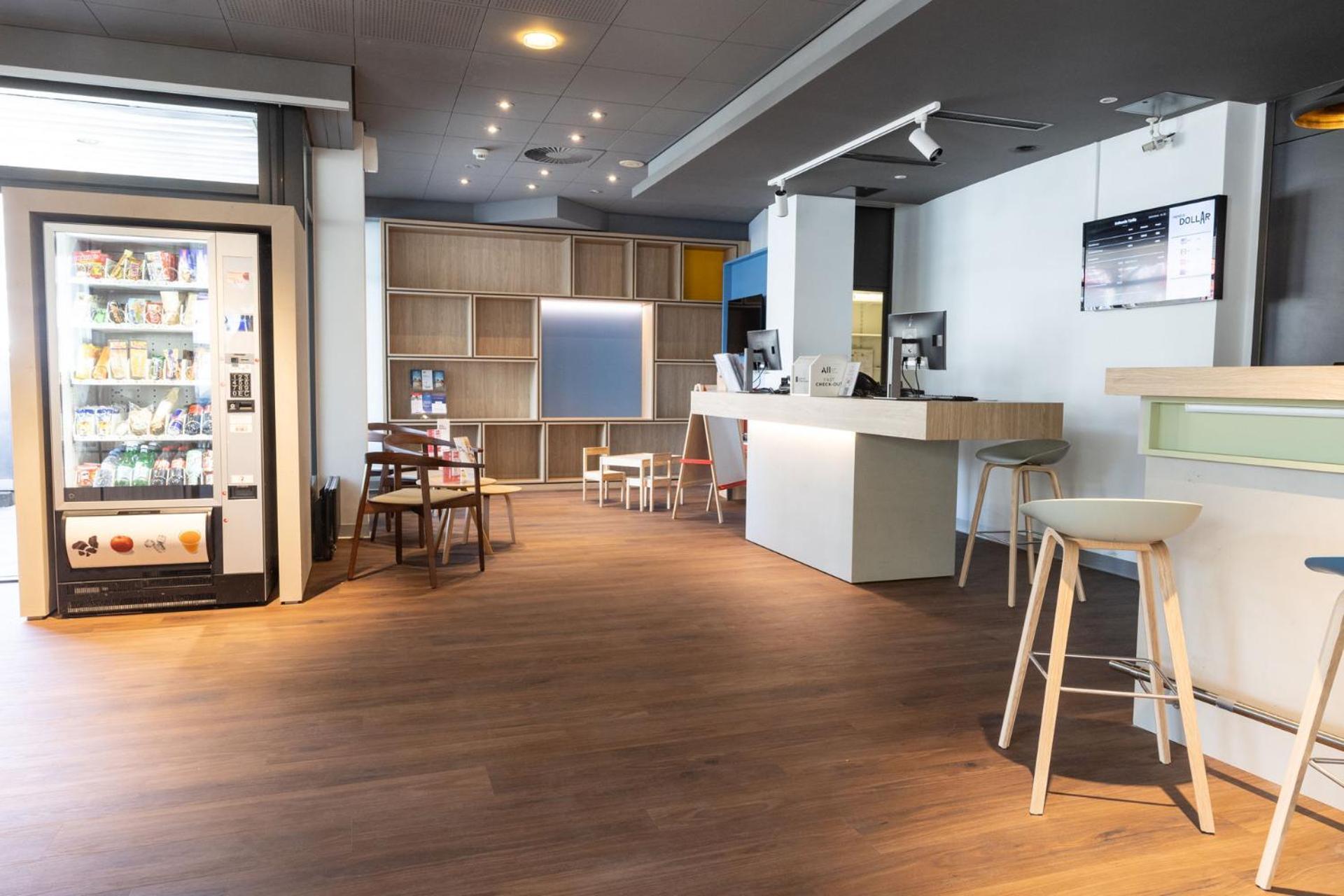 Ibis 3*