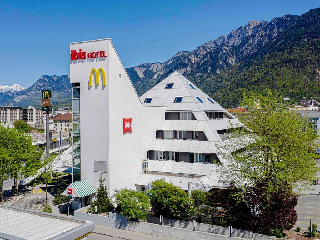 Ibis 3*